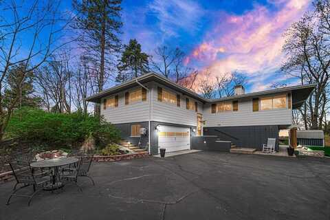 42 Ogden Road, Portage, IN 46368