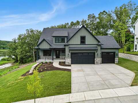908 Mary Ellen Drive, Crown Point, IN 46307