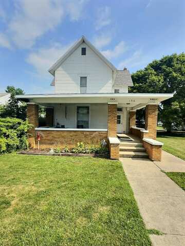 136 E Main Street, Brook, IN 47922