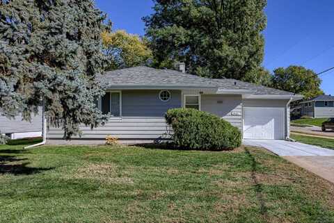 2425 S 47th Street, Omaha, NE 68106