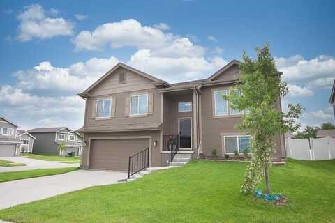 7799 N 88th Street, Omaha, NE 68122
