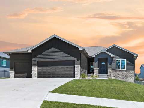 8169 S 185th Street, Omaha, NE 68136