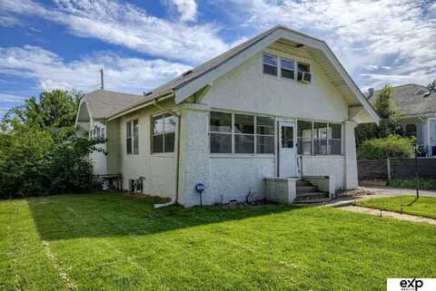2879 Titus Avenue, Omaha, NE 68112