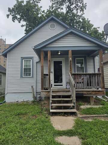 4533 S 26th Street, Omaha, NE 68107