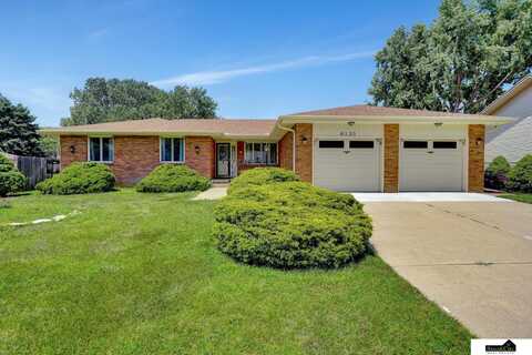 6130 S Richland Circle, Lincoln, NE 68516