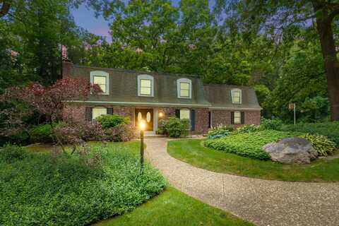 6209 Litchfield Lane, Kalamazoo, MI 49009