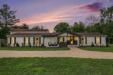 8460 Warren Woods Road, Three Oaks, MI 49128