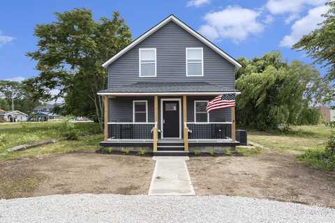 703 S Delia Street, Ludington, MI 49431