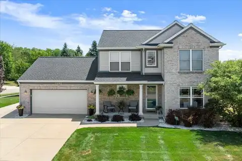 1692 Roaming Court NE, Grand Rapids, MI 49525