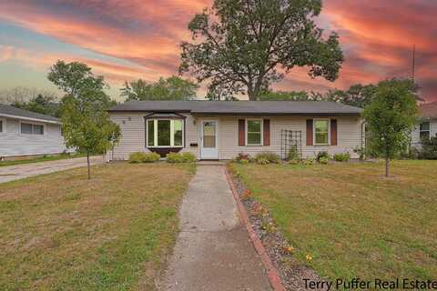 1456 Greenwich Road, Muskegon, MI 49441