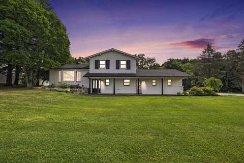 10330 Burlingame Avenue SW, Byron Center, MI 49315