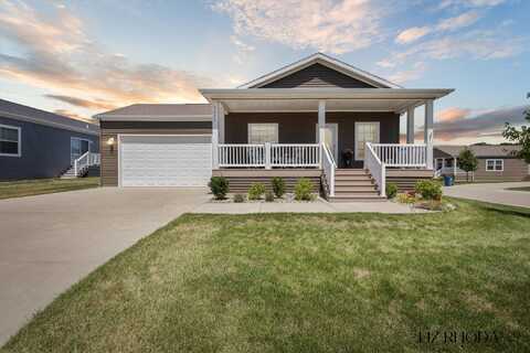 5933 Trillium Hills Drive NE, Rockford, MI 49341