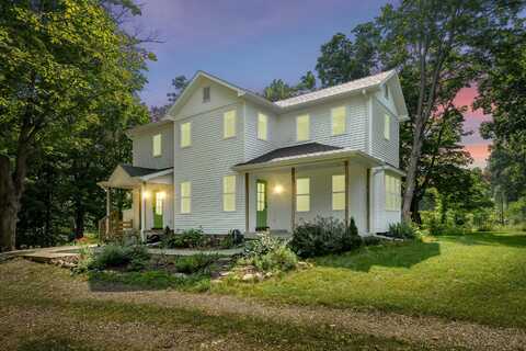 10544 E De Avenue, Richland, MI 49083