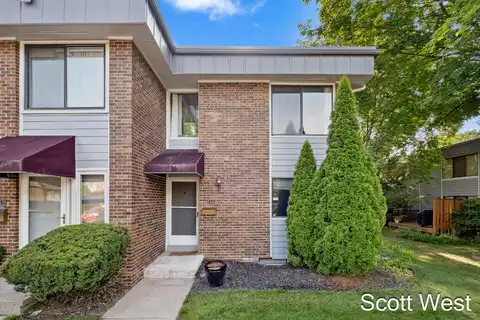 2444 Hampton Court SE, Grand Rapids, MI 49546