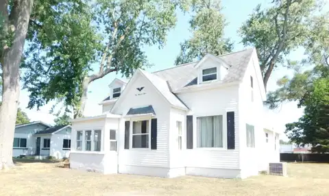 403 W St Marys Street, Decatur, MI 49045