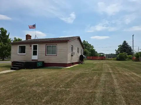 5681 W Fox Road, Mears, MI 49436