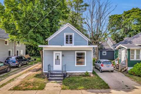 253 W Southern Avenue, Muskegon, MI 49441
