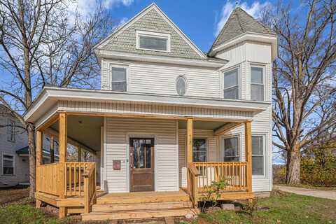 417 Maple Street, Big Rapids, MI 49307