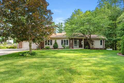 6330 Torrington Road, Kalamazoo, MI 49009
