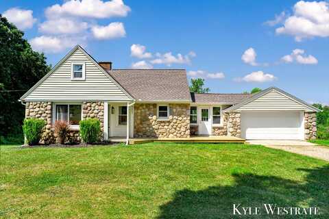9601 92nd Street SE, Alto, MI 49302