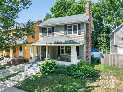 709 Gladstone Drive SE, East Grand Rapids, MI 49506