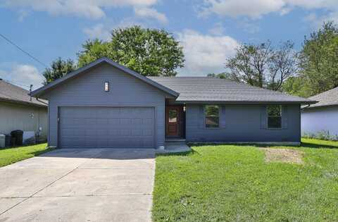 833 N Homewood Avenue, Springfield, MO 65803
