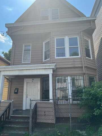 54 N 4Th St, Paterson, NJ 07522