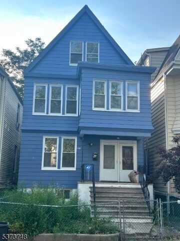 491 Norwood St, East Orange, NJ 07018