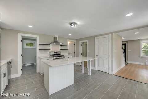 456 Village Road, Dallas, PA 18612