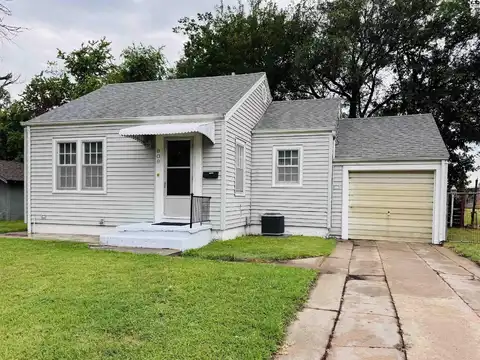 909 N Elm St, Hutchinson, KS 67502