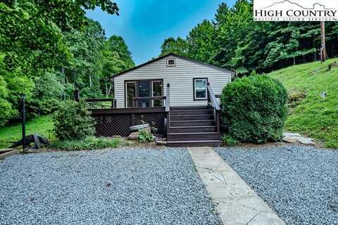 7 Legra Road, Grassy Creek, NC 28631