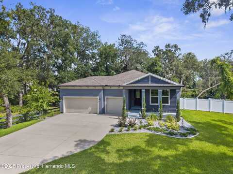 5100 Westlake Boulevard, Dade City, FL 33523