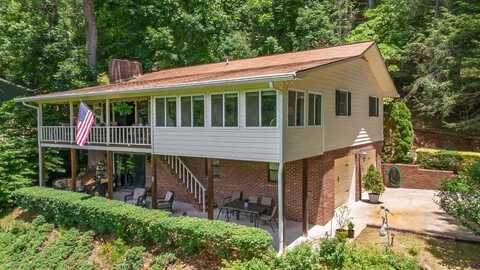 614 Country Club Drive, Franklin, NC 28734