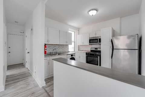 103 WESTOVER PL, West New York, NJ 07093