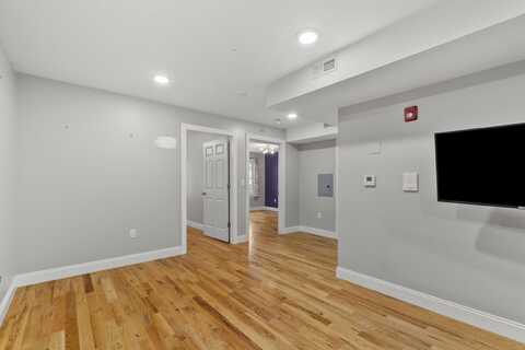 381 COMMUNIPAW AVE, JC, Bergen-Lafayett, NJ 07304