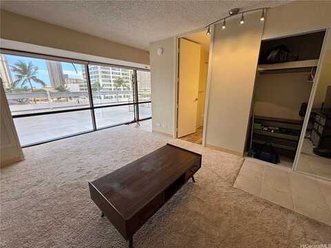 1750 Kalakaua Avenue, Honolulu, HI 96826