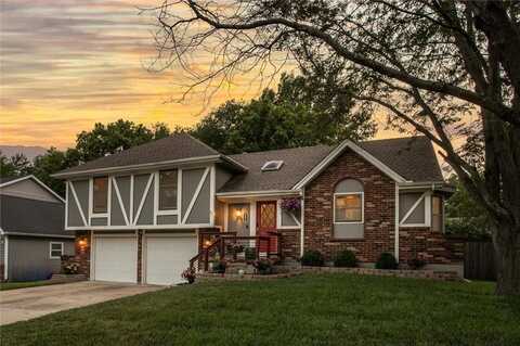 508 NE Adams Drive, Lees Summit, MO 64086
