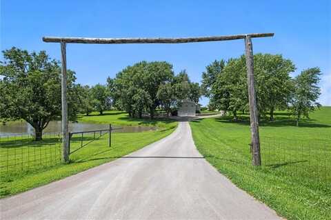 17249 198th Street, Tonganoxie, KS 66086