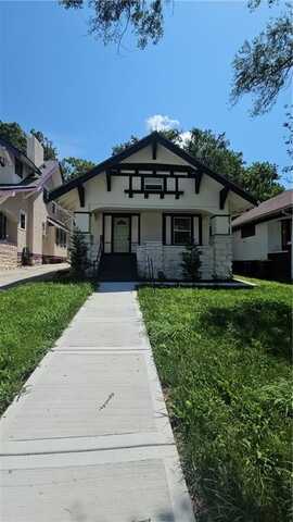 4241 Prospect Avenue, Kansas City, MO 64130