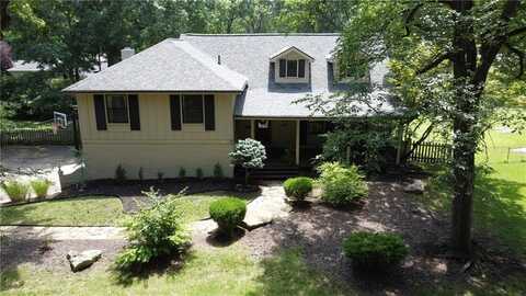 2315 W 104th Terrace, Leawood, KS 66206