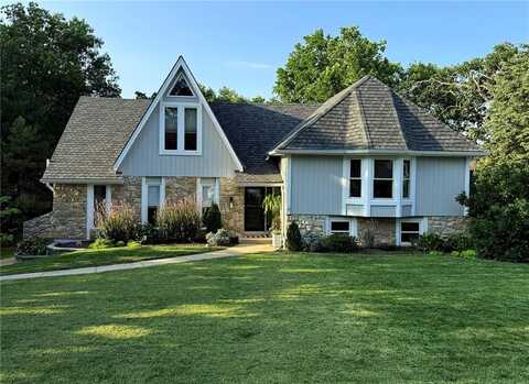 114 NW Teakwood Street, Lees Summit, MO 64064
