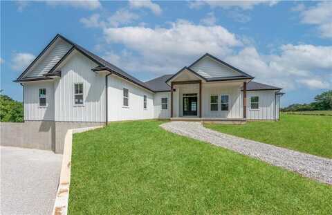 19657 Mather Road, Sedalia, MO 65301