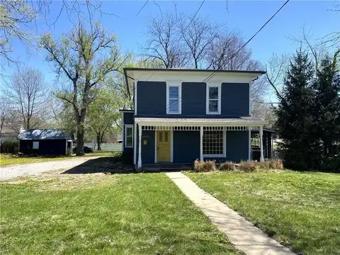545 S Chestnut Street, Cameron, MO 64429