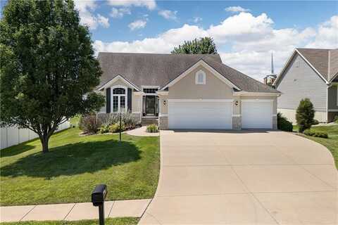 4506 Hallbrook Drive, Saint Joseph, MO 64506