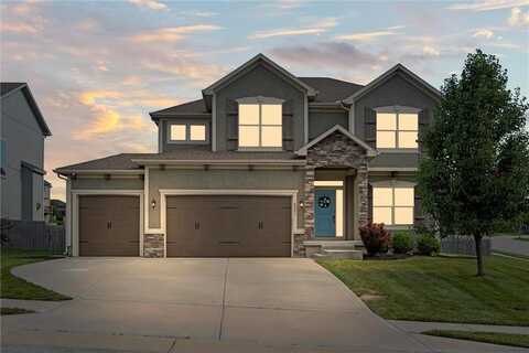 6721 NW 104th Terrace, Kansas City, MO 64154
