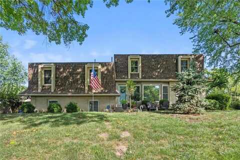 409 SW White Ridge Drive, Lees Summit, MO 64081