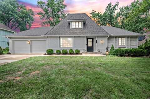 9712 W 105th Terrace, Overland Park, KS 66212