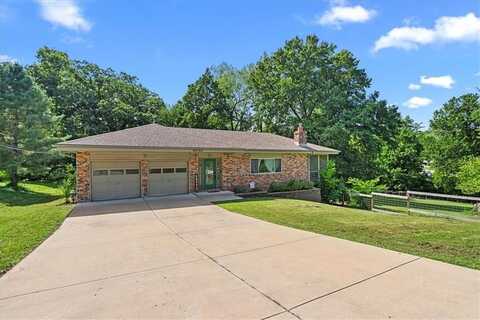 4030 N Monroe Avenue, Kansas City, MO 64117
