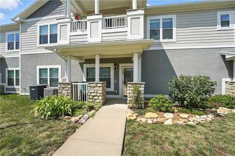 11711 S Roundtree Street, Olathe, KS 66061