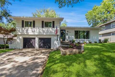 7724 Falmouth Street, Prairie Village, KS 66208